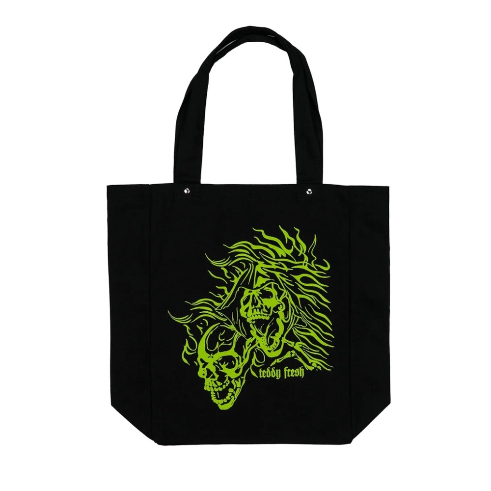 Teddy Fresh Smoking Skulls Tote